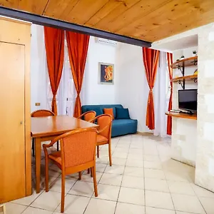dante-casa-vacanze.hotels-amalfi.com/